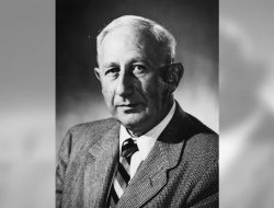 Walter Baade: Ilmuwan yang Mengubah Ukuran Alam Semesta